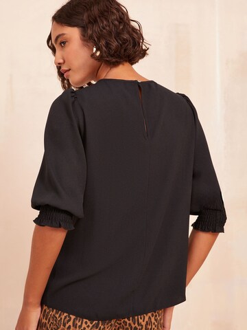 Friends Like These Bluse i sort