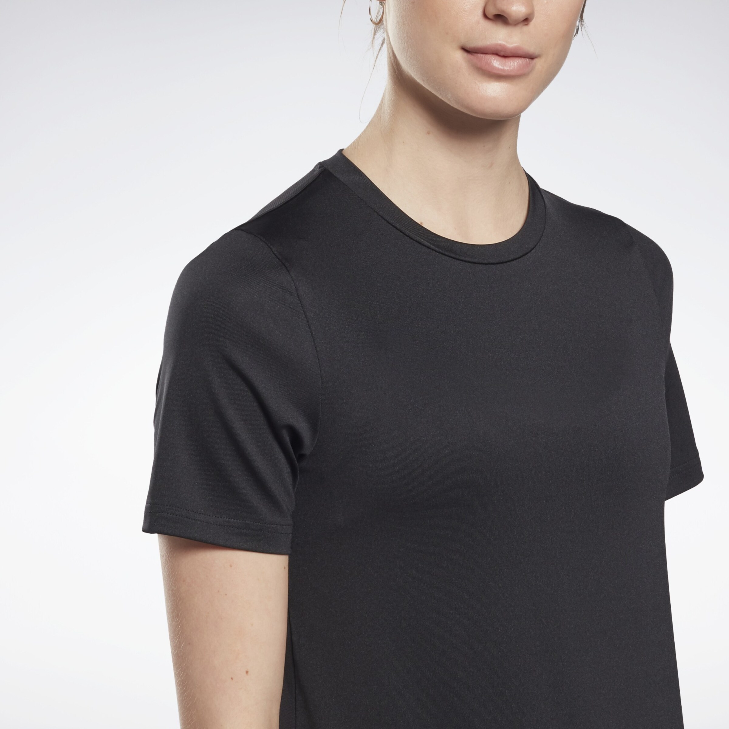 Femme T-shirt fonctionnel Reebok Sport en Noir 