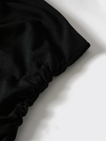 MANGO Koktejlové šaty 'MARITA' – černá