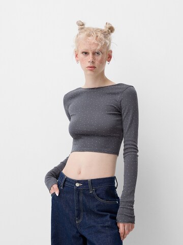 Bershka Tričko – šedá: přední strana