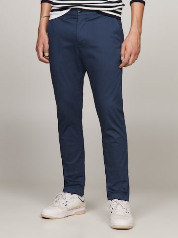 TOMMY HILFIGER - Slimfit Calças chino em azul: frente