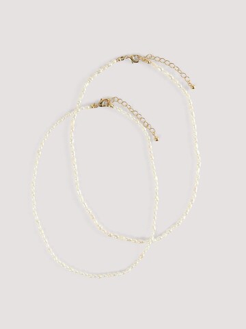 NA-KD Necklace in White