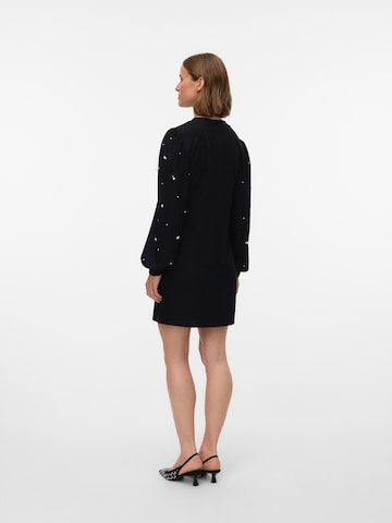VERO MODA Šaty 'VMNAYA' – černá
