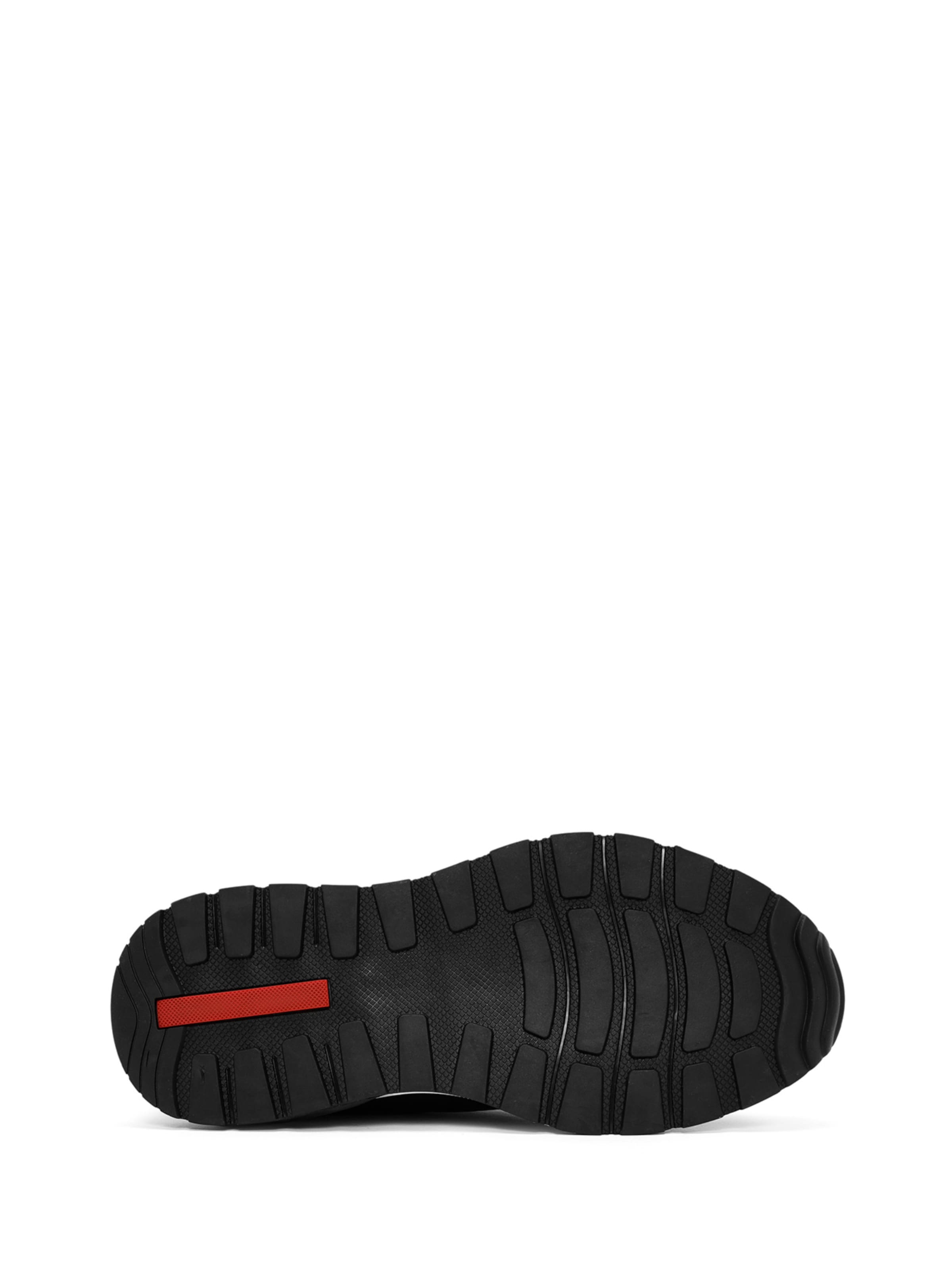 Baskets basses Derimod en noir