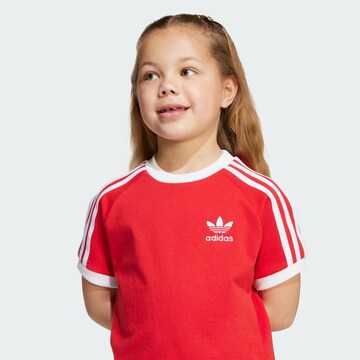 ADIDAS ORIGINALS Shirt 'Adicolor Trefoil' in Rood