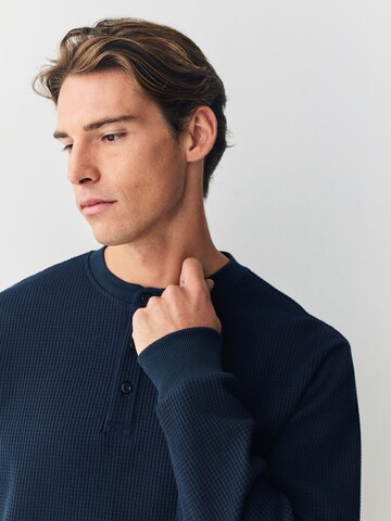 Next Paita värissä sininen