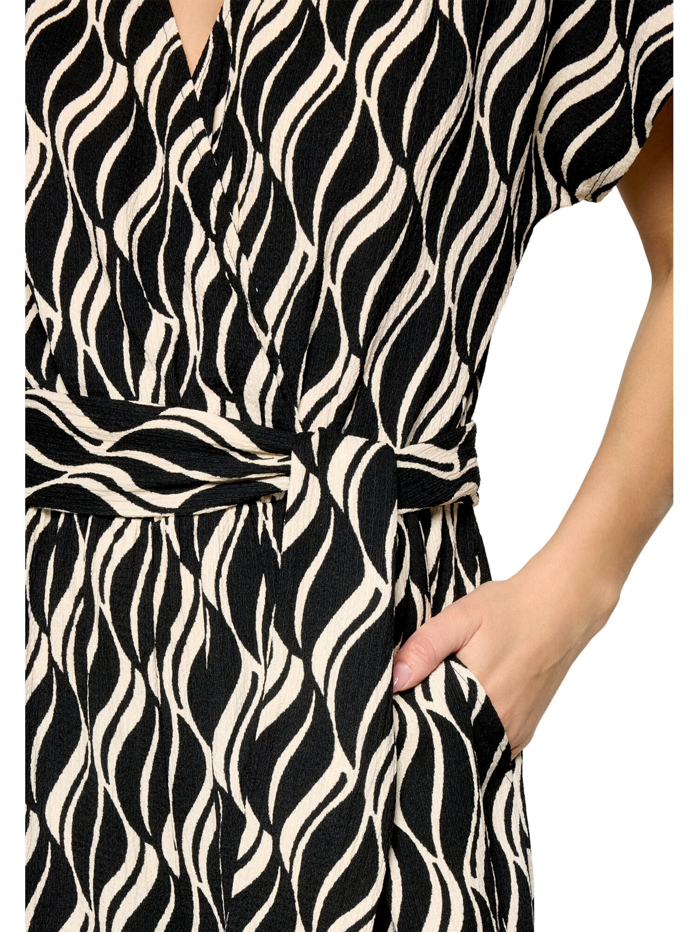 Combinaison Betty Barclay en noir