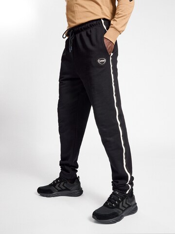 Effilé Pantalon 'LGC MARK' Hummel en noir : devant