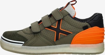 MUNICH Sneakers 'Klittenband Laag' in Green: front