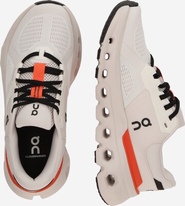 On Running Shoes 'Cloudrunner 2' in White