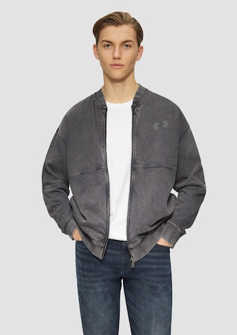 QS Jacke in Grau: Vorderseite