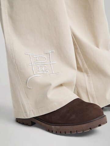 Regular Pantalon Ed Hardy en beige : devant