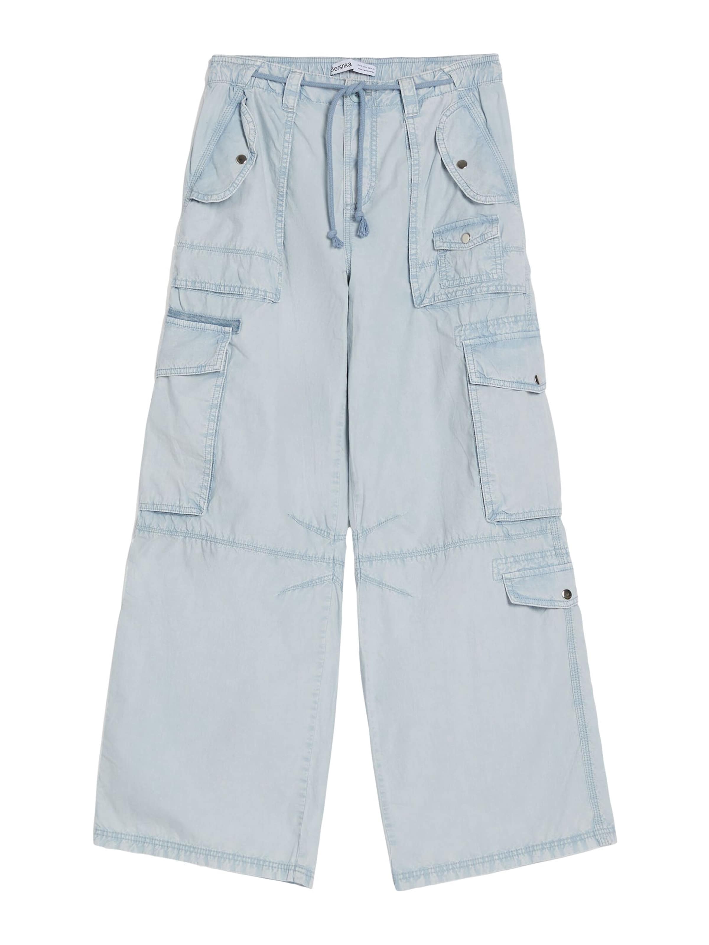 Bershka Rifľové kapsáče - svetlomodrá, Produkt