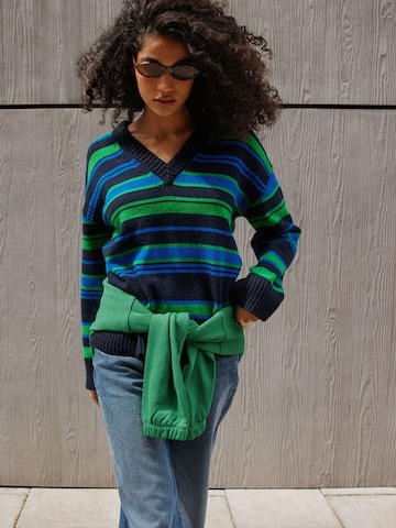 Next Trui in Blauw: voorkant