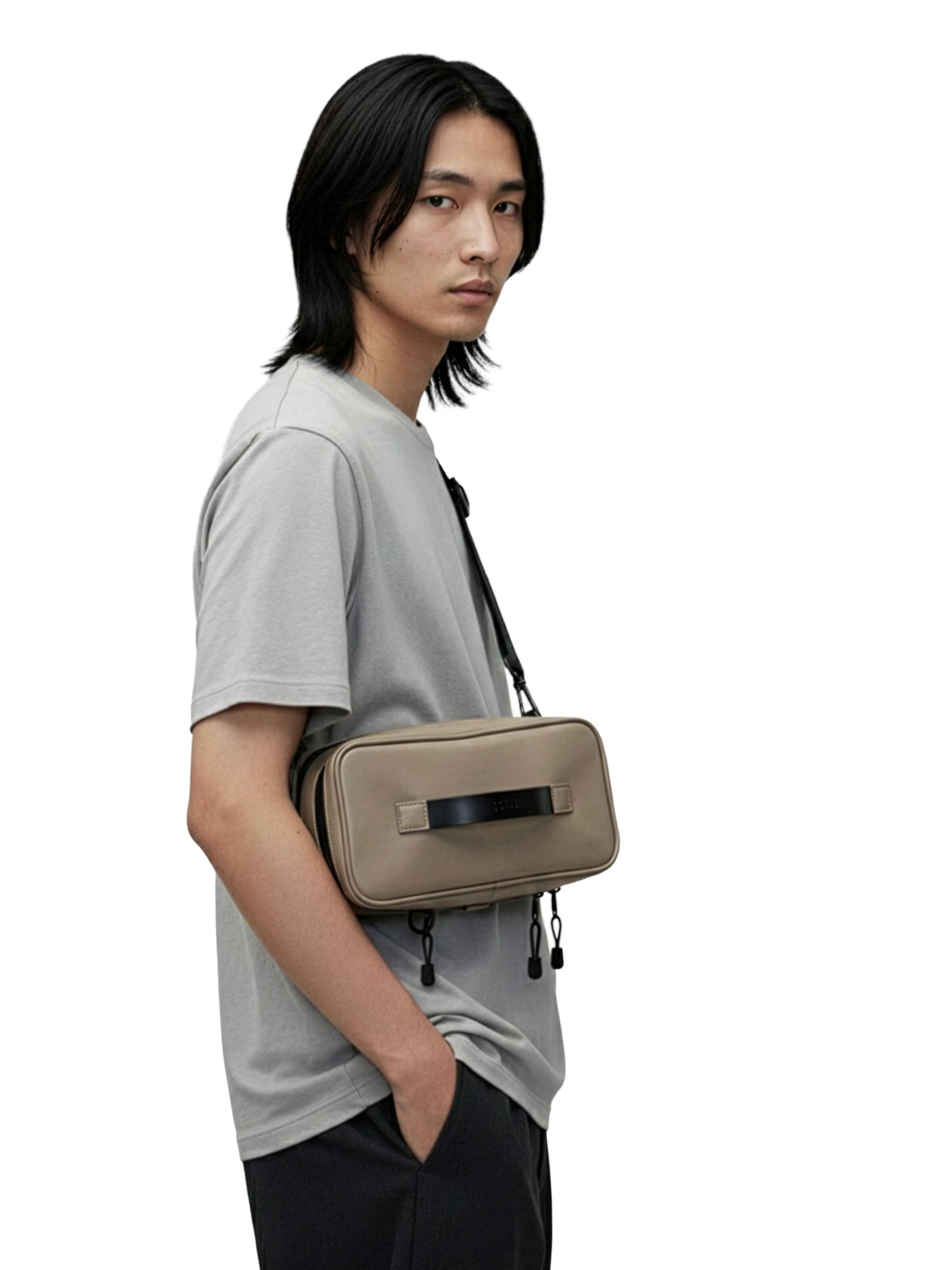 KIWEE Crossbody bag in Beige: front