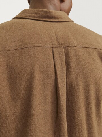 JACK & JONES Regular fit Tussenjas in Bruin