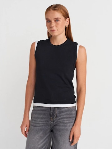 Dilvin Blouse 'Blusen' in Black: front