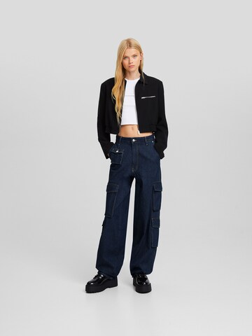 Bershka Loosefit Jeans in Blau