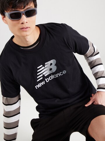 new balance T-Shirt in Schwarz