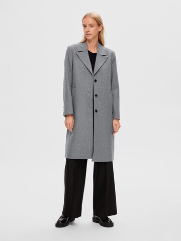 Manteau mi-saison 'Alma' SELECTED FEMME en gris