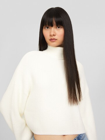Pullover di Bershka in bianco