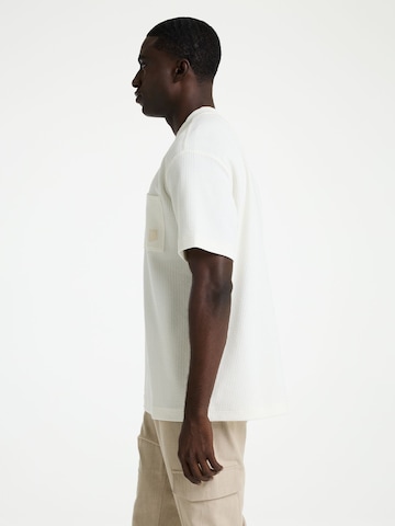 T-Shirt 'Jaxo' CHASIN' en blanc