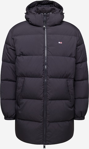 juoda Tommy Jeans Žieminė striukė 'Essential': priekis