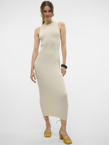Robes en maille 'PELIA' VERO MODA en blanc