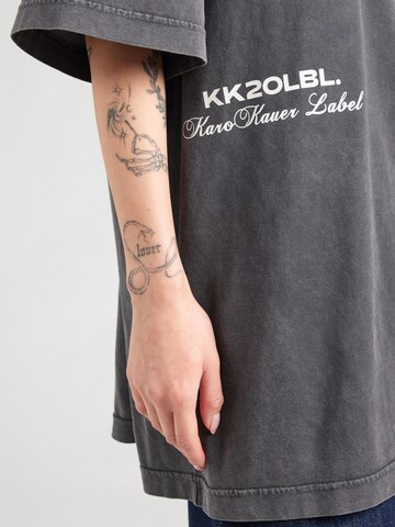 Karo Kauer Oversize tričko - Sivá