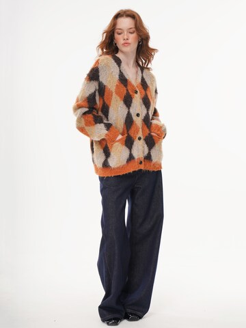 yoligex Pullover 'V-neck Argyle Knit Cardigan - Orange' i orange