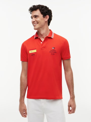 TOMMY HILFIGER Μπλουζάκι 'STANDARD COUNTRY SPAIN' σε κόκκινο: μπροστά