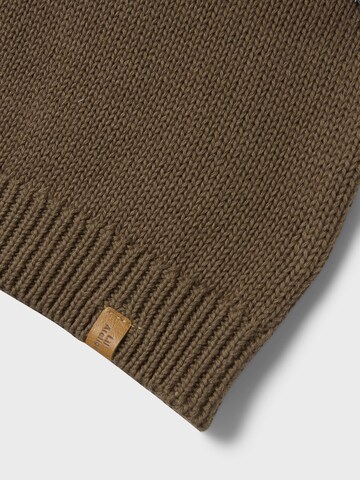 NAME IT Vest in Brown