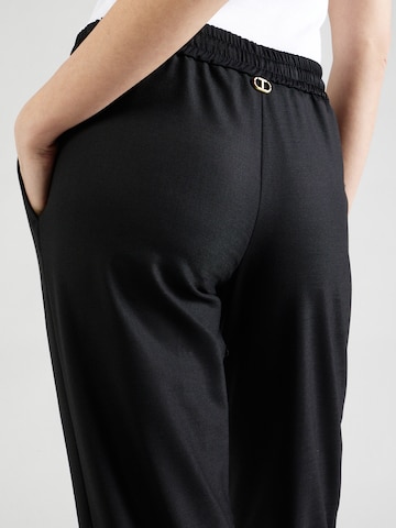 Regular Pantalon à plis Twinset en noir