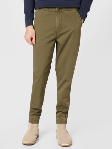 LEVI'S ® Tapered Chino Pants 'XX Chino Jogger III' in Green: front