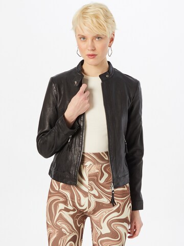 BE EDGY - Chaqueta de entretiempo 'Silja' en negro: frente