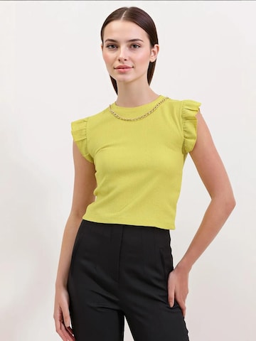 Bigdart Blouse in Yellow: front
