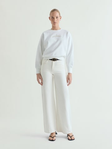 Scalpers Mikina ' ' – bílá: přední strana