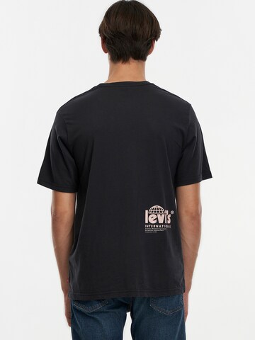 LEVI'S ® Shirt 'Relaxed Fit Tee' in Zwart