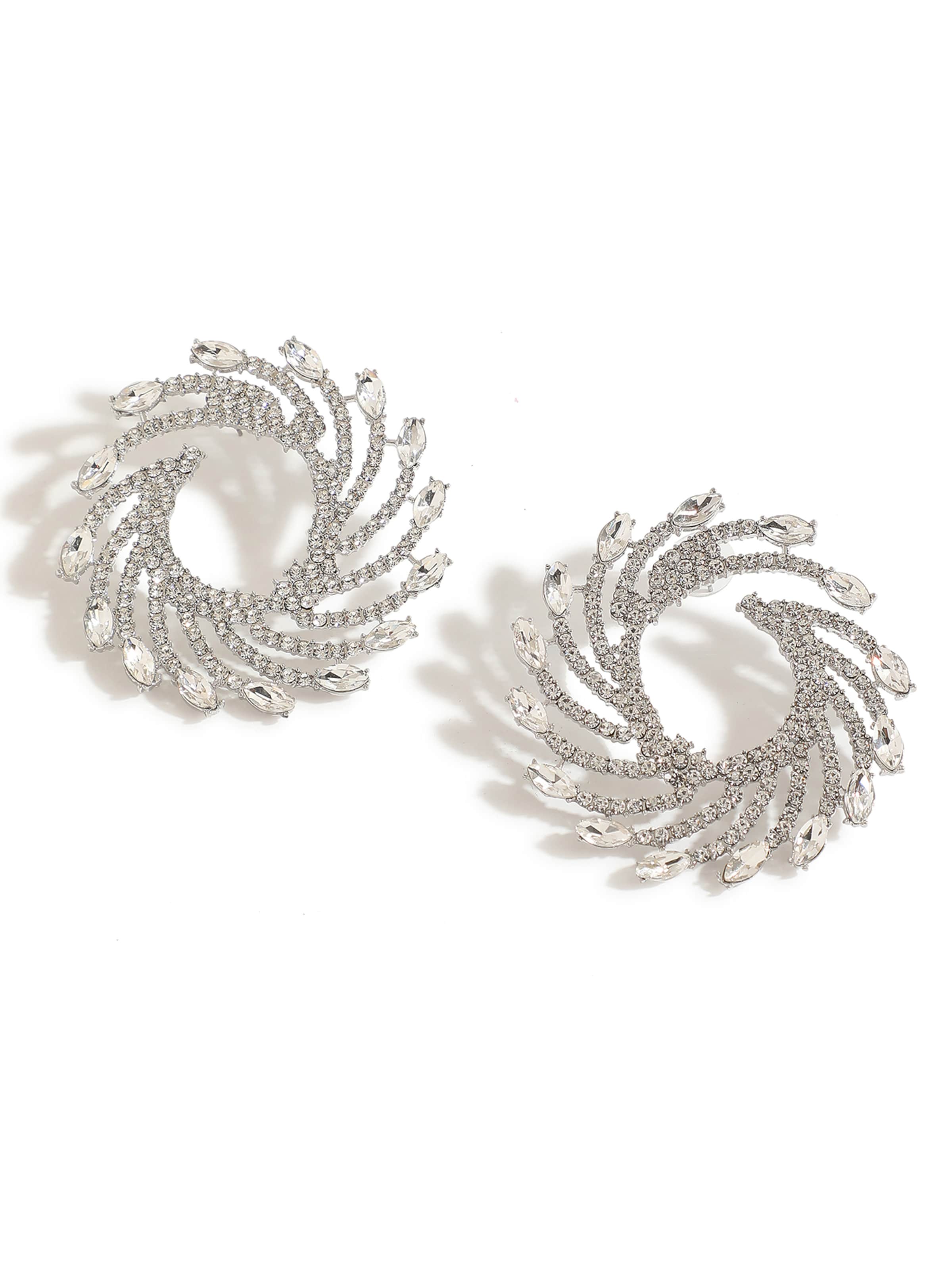 Cercei 'Kesar' de la SOHI pe argintiu: față