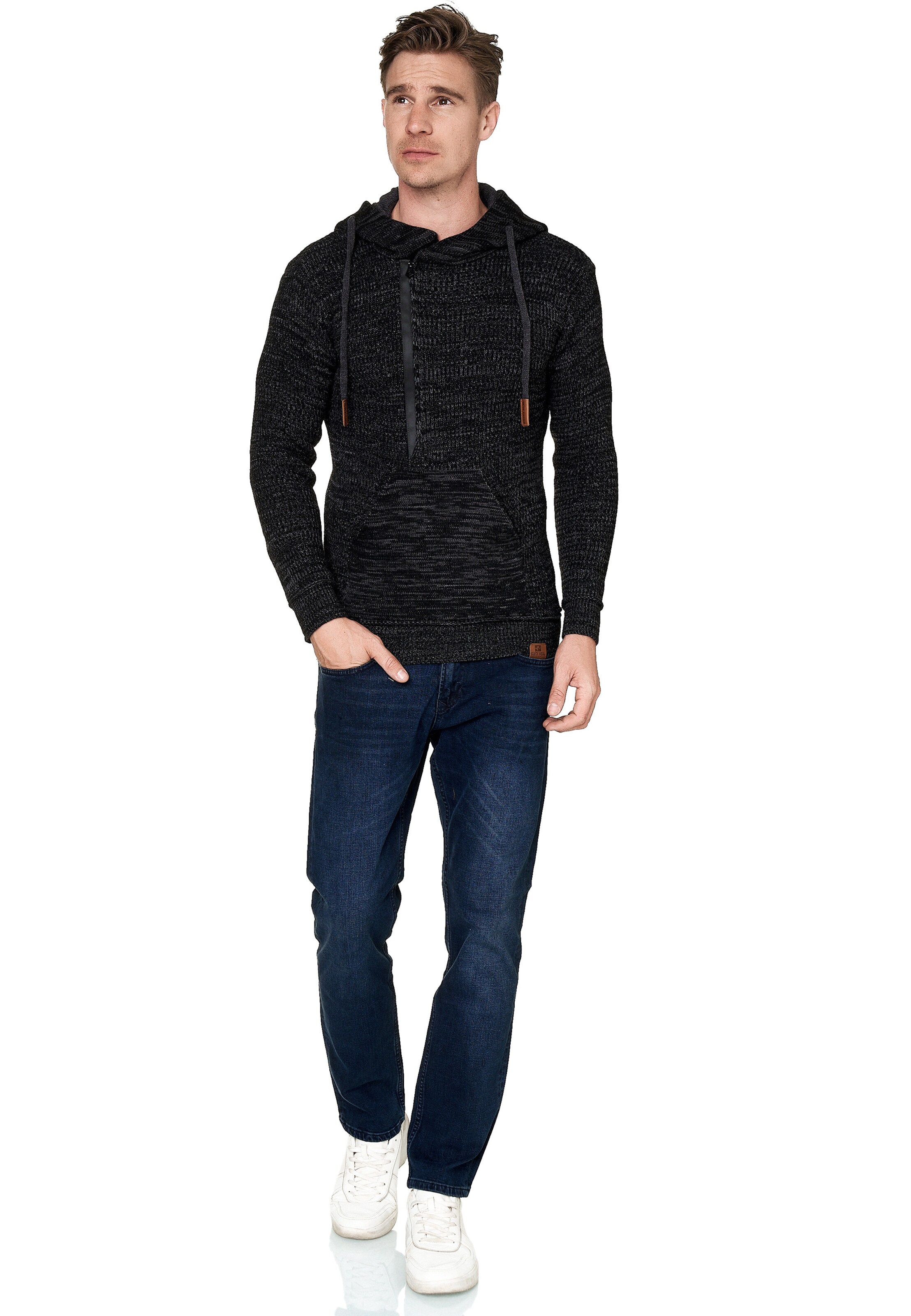 Rusty Neal Pullover in Schwarz