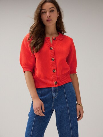 Next Strickjacke in Rot: Vorderseite