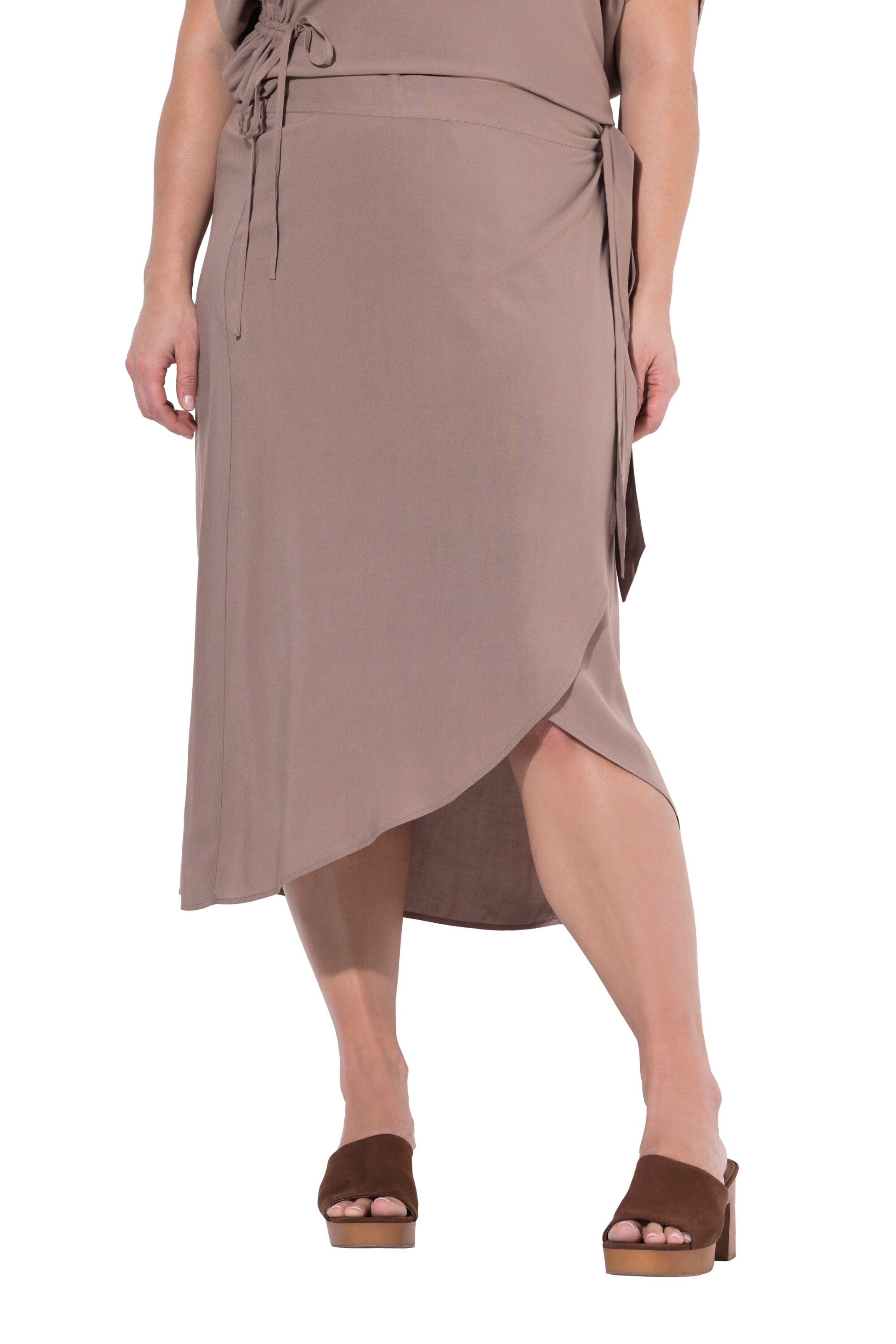 Ulla Popken Skirt in Brown: front