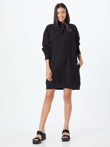 Robe Urban Classics en noir