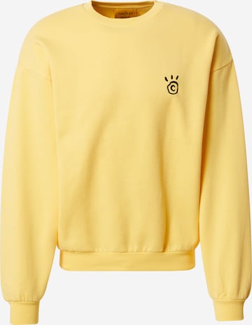 Smiles Sweatshirt 'Pascal' in Geel: voorkant