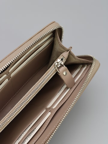 Adel Bags Portemonnaie 'Hilda'‌‌‌‌ in Braun