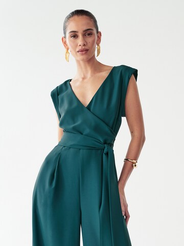 Tuta jumpsuit 'Cali' di St MRLO in blu