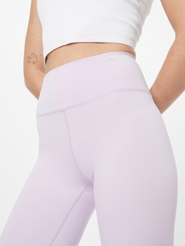 Girlfriend Collective Skinny Sportbyxa 'FLOAT' i lila