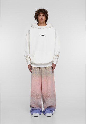 Felpa 'Beautiful Chaos Pink' di Lost Youth in bianco