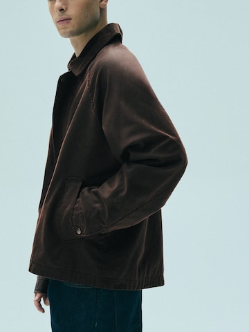Giacca di mezza stagione di Pull&Bear in marrone