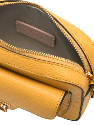 Borsa a mano 'COCCINELLE BEAT' di Coccinelle in giallo